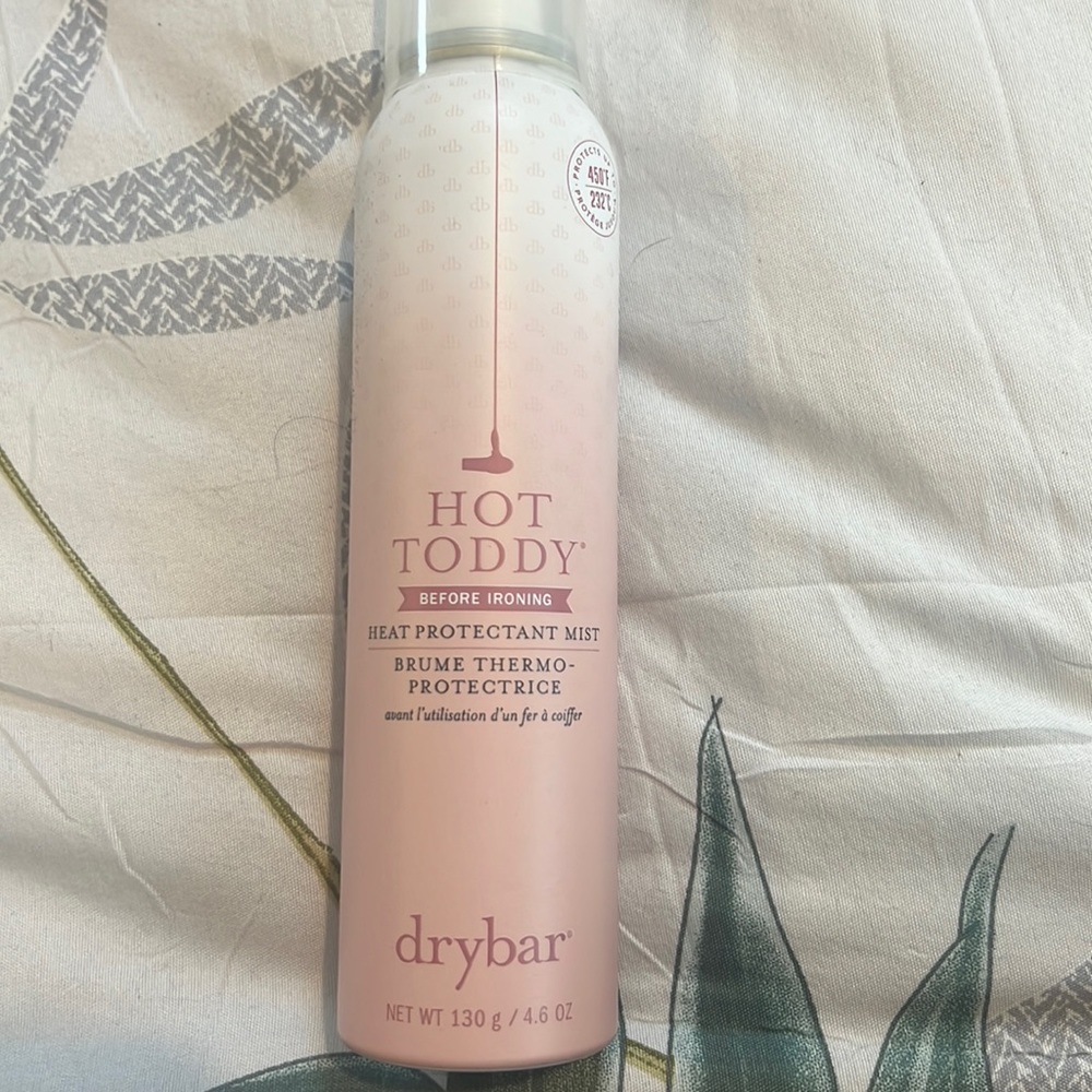 DRYBAR
Hot Toddy Heat Protectant Mist